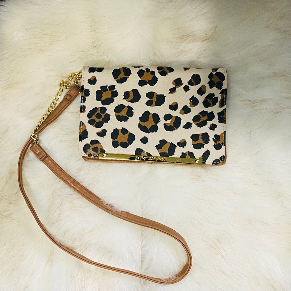 Betsey Johnson mini crossbody cheetah organizerbag - Picture 3 of 5